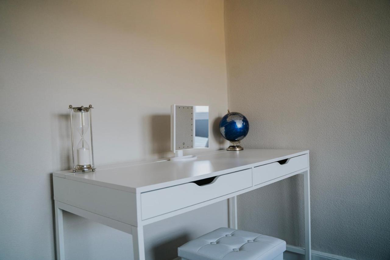 Roman Penthouse- City Skyline Views, 4K Tvs, 5G Wifi And More! Apartman Bath Kültér fotó