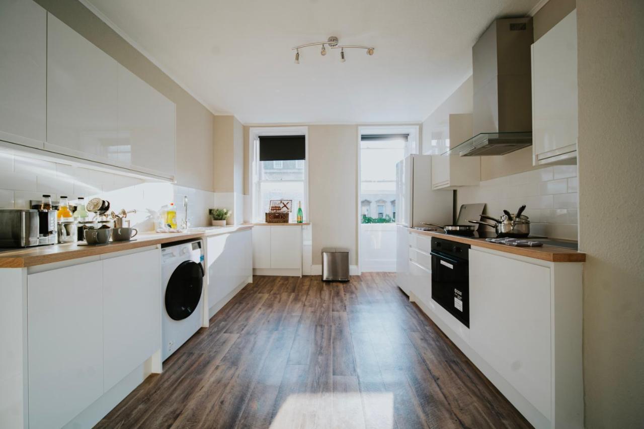 Roman Penthouse- City Skyline Views, 4K Tvs, 5G Wifi And More! Apartman Bath Kültér fotó
